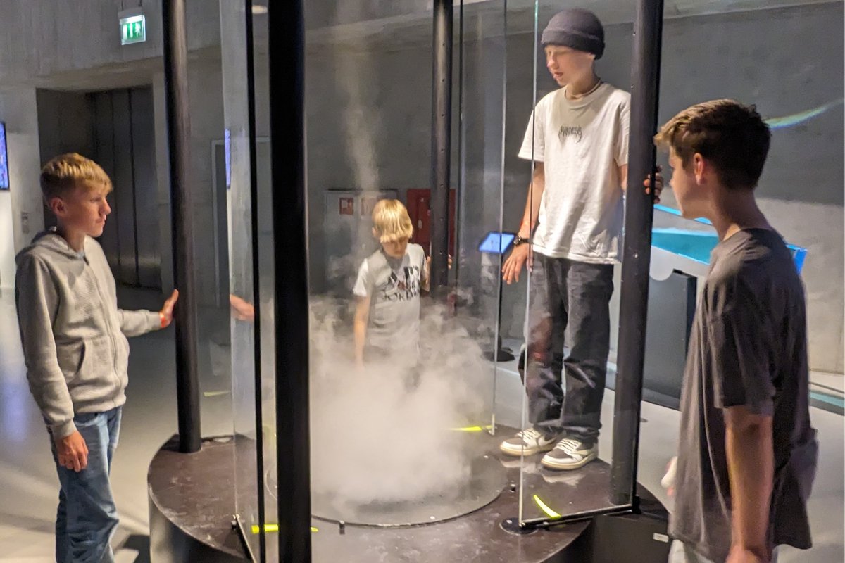 Titelbild für Beitrag: Besuch der phaeno in Wolfsburg am 30.06.2024